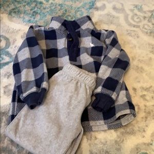 Carter’s boys outfit, size 2T